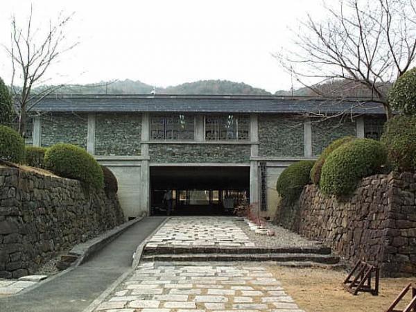 https://www.db.kansai-maas.jp/image/photos/23efd0fb-aeb7-4326-82d3-286679b25c8b.jpg
