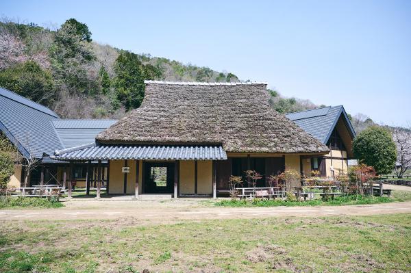 https://www.db.kansai-maas.jp/image/photos/2c1a7944-c88d-4eca-b5df-464e448f5f63.jpg