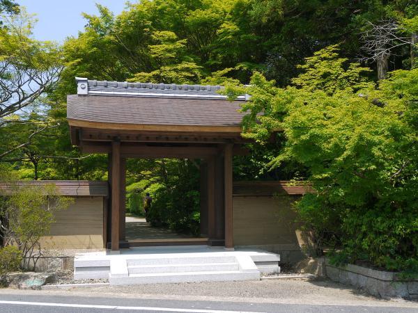https://www.db.kansai-maas.jp/image/photos/57c4ec7c-e284-46bf-81ce-0ad5f6951dbf.jpg