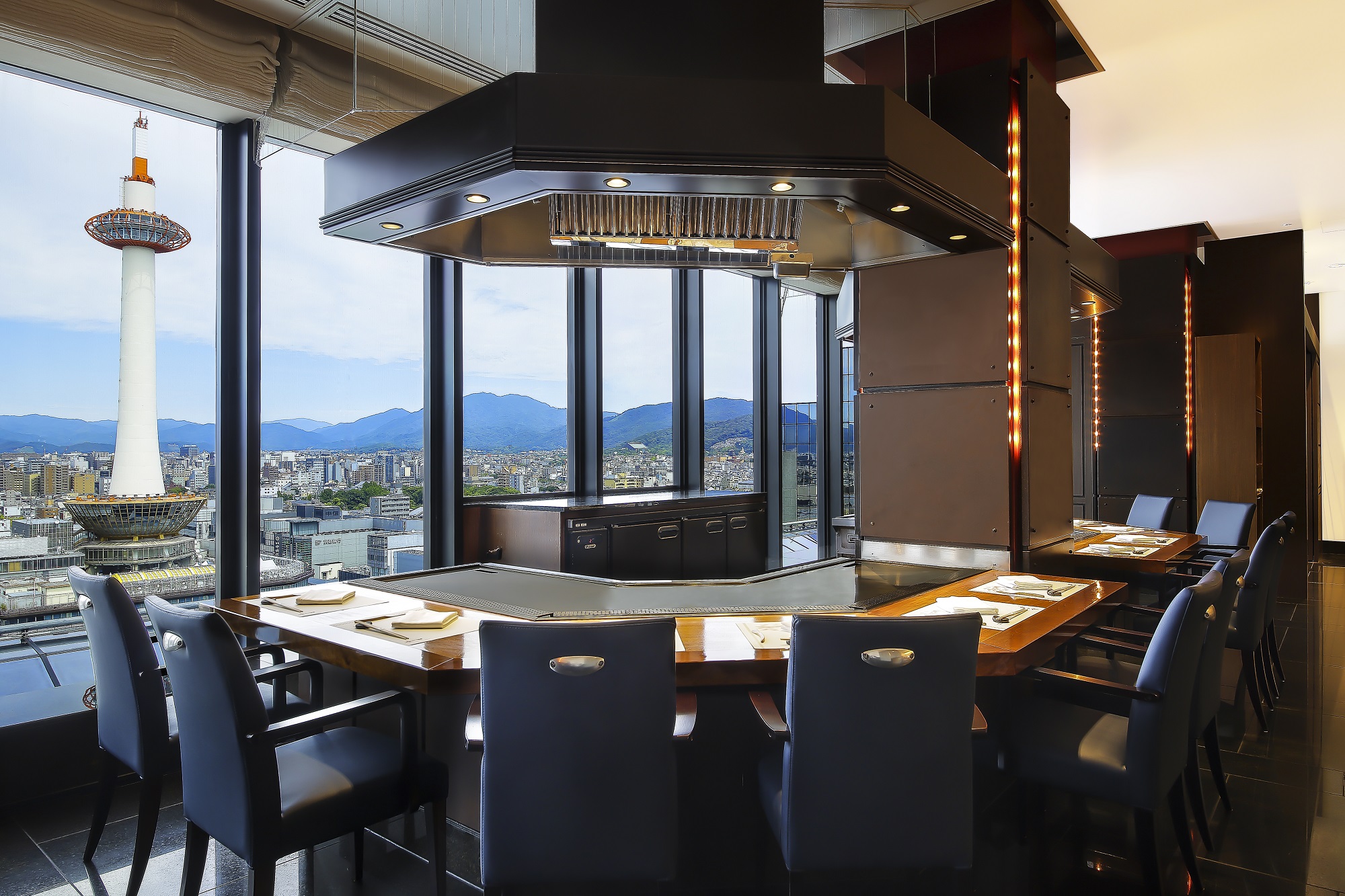 https://www.db.kansai-maas.jp/image/photos/5ce9162a-7be6-4a4d-b9fd-3ddcd5902a9e.jpg