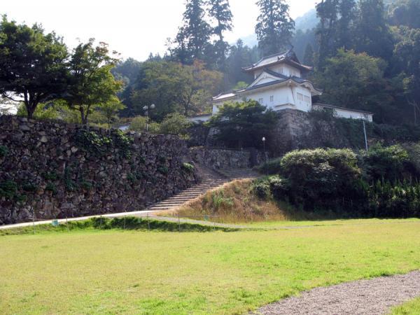 https://www.db.kansai-maas.jp/image/photos/69e220e7-f785-4515-951a-1db19a65c15b.jpg