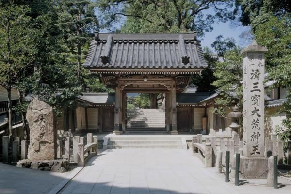 https://www.db.kansai-maas.jp/image/photos/741902a3-c79e-43d2-84d3-567686eae143.jpg