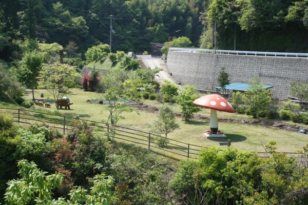 https://www.db.kansai-maas.jp/image/photos/896c2479-affb-4ba5-96b3-198d9e1ab2f0.jpg