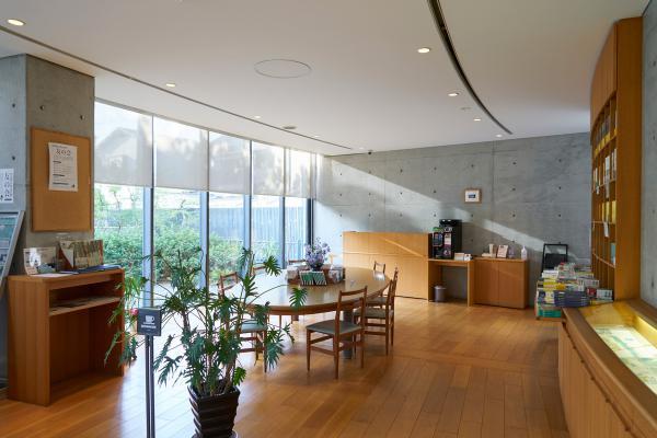https://www.db.kansai-maas.jp/image/photos/98e6b853-3916-4776-936a-19f6d62e5c26.jpg