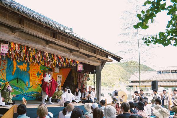 https://www.db.kansai-maas.jp/image/photos/dcdae740-1378-44e5-b874-f96054531a39.jpg