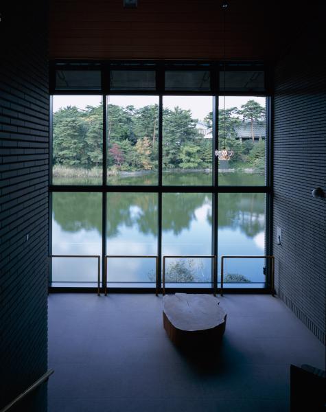 https://www.db.kansai-maas.jp/image/photos/e98130b2-32e6-4fa5-a661-8addd0bdb562.jpg