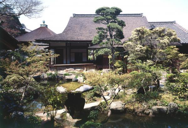 https://www.db.kansai-maas.jp/image/photos/f33f7bc1-99db-4279-a958-6e894c900967.jpg